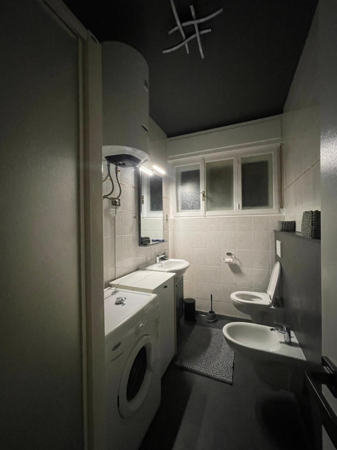 Sunway Apartment Trieste Bagian luar foto