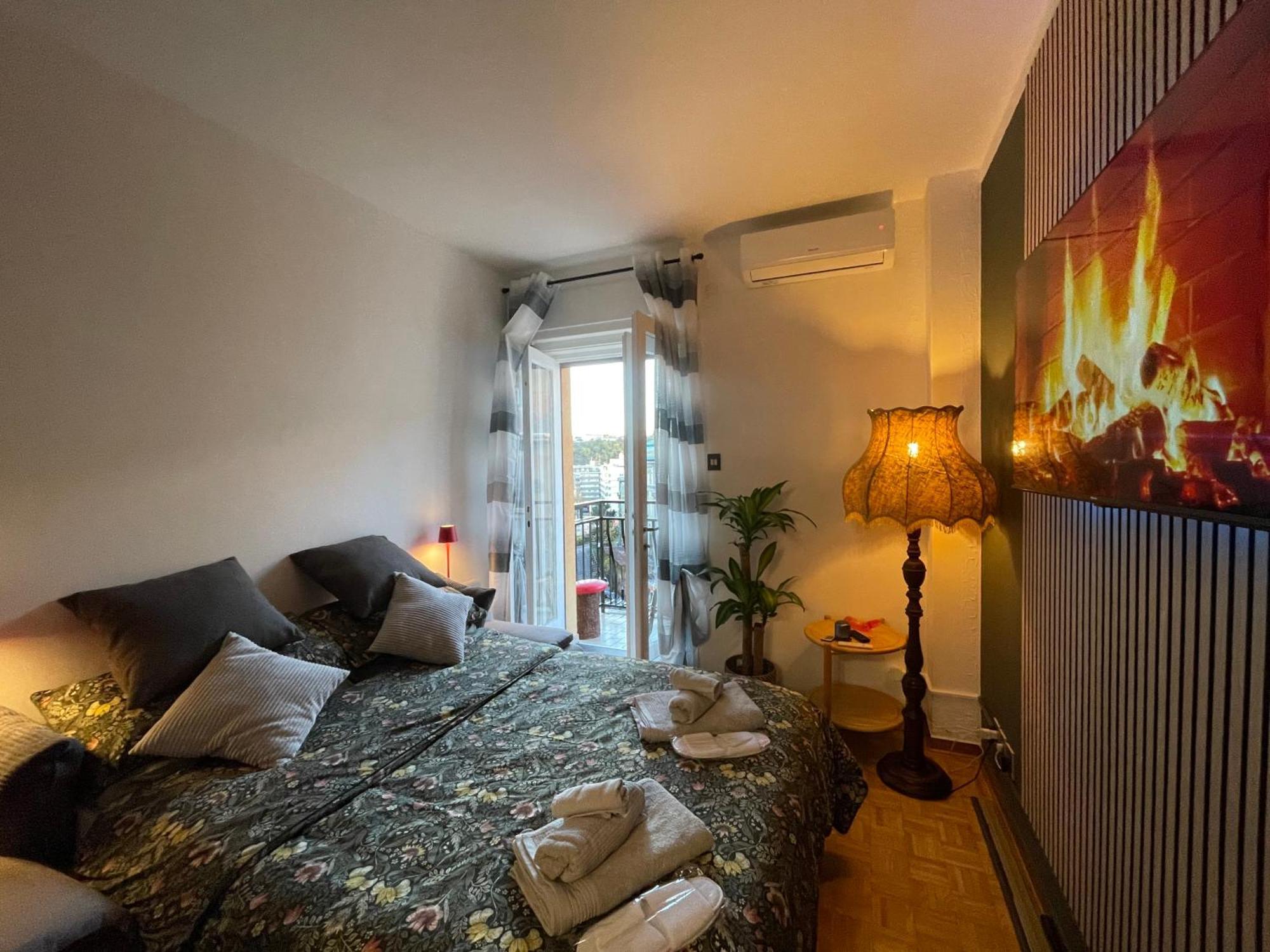 Sunway Apartment Trieste Bagian luar foto