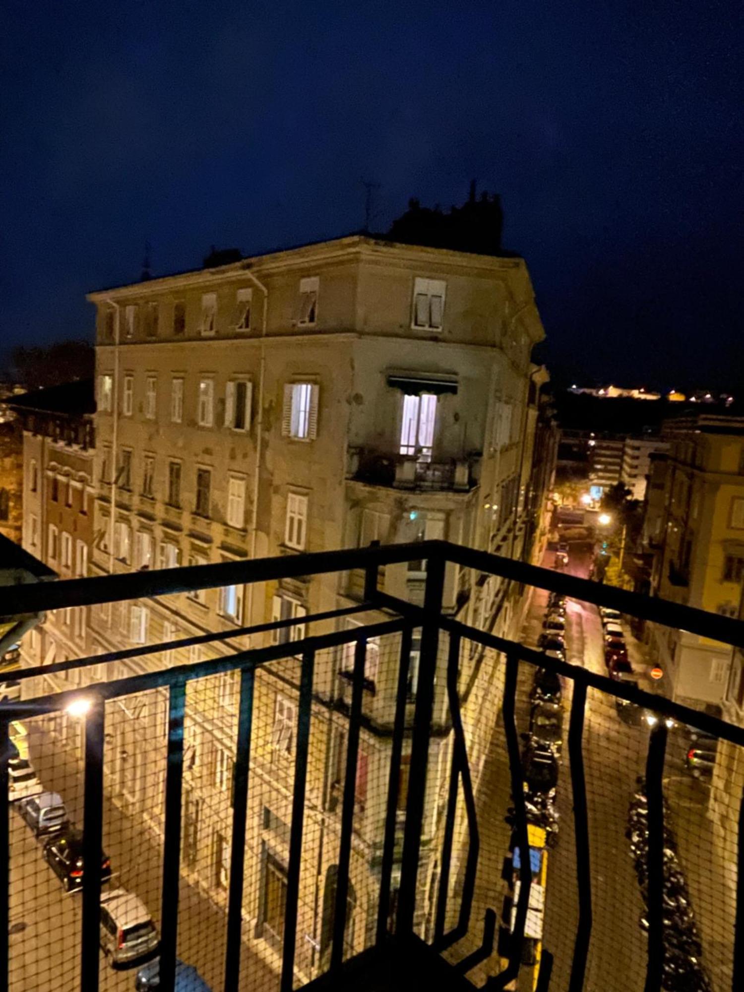 Sunway Apartment Trieste Bagian luar foto